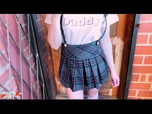 ❤️ Schoolgirl Sucks a dick gu domhainn agus fucks an àite clasaichean. ❤  Bhidio fucking  aig porn gd.sexycamse.top